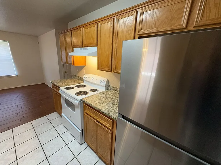 914 McDaniel Circle, Killeen — Photo 8