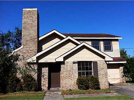1st image of 1717 Cambridge Dr