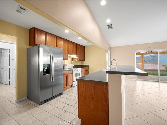 5th image of 67619 Tunitas Rd