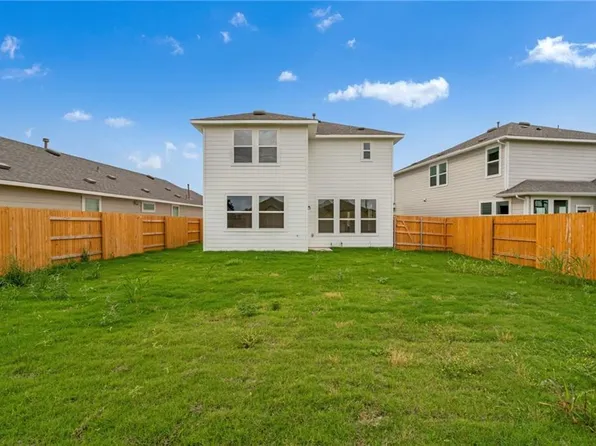 233 Trailside Ln, Bastrop, TX 78602