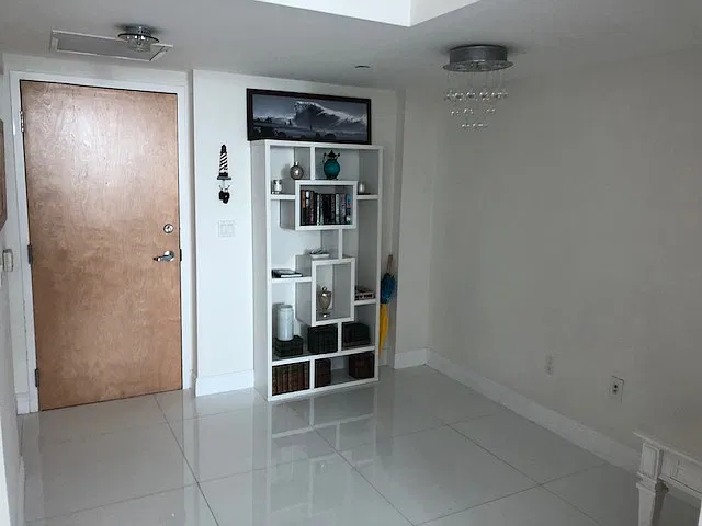 1 bed, 740 sqft, $2,850 — Photo 3