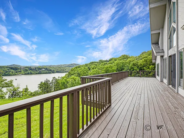 9 Seneca Trl, Galena, IL 61036