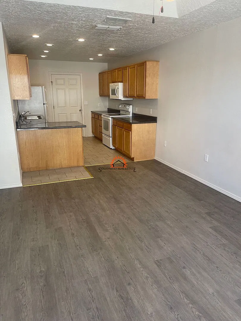 1809 N. MLK — Photo 3
