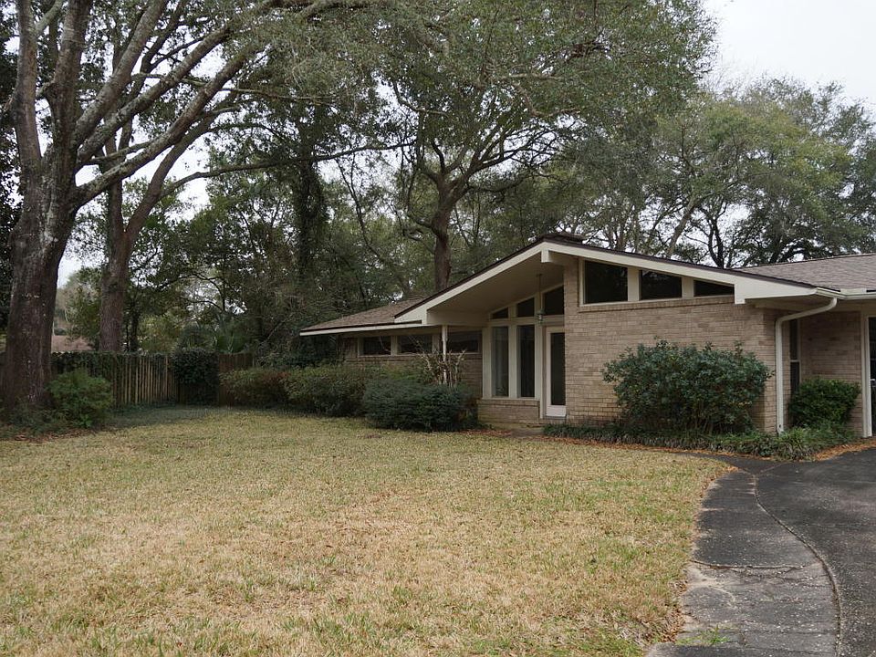 1st image of 22 Higdon Ct
