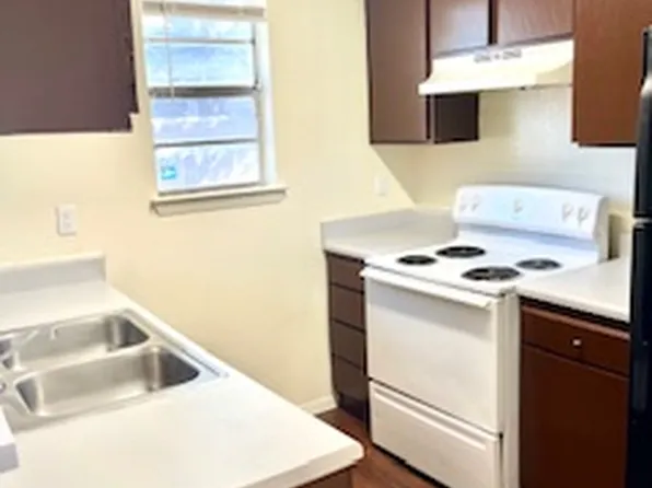 2604 Ektom Dr #1, Austin, TX 78745