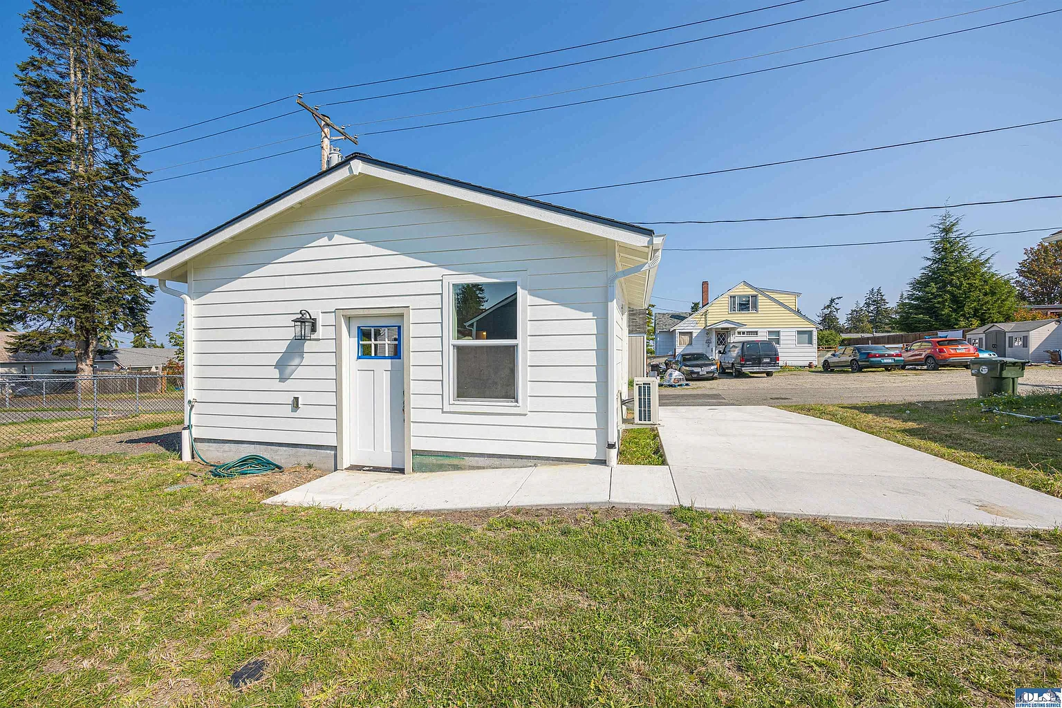 1315.5 W 10th St photo 1