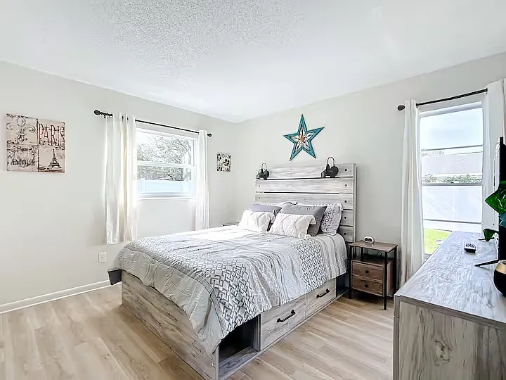 490 N Briarcreek Point — Photo 16