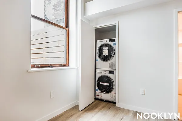Rented by Nooklyn NYC LLC | media 77