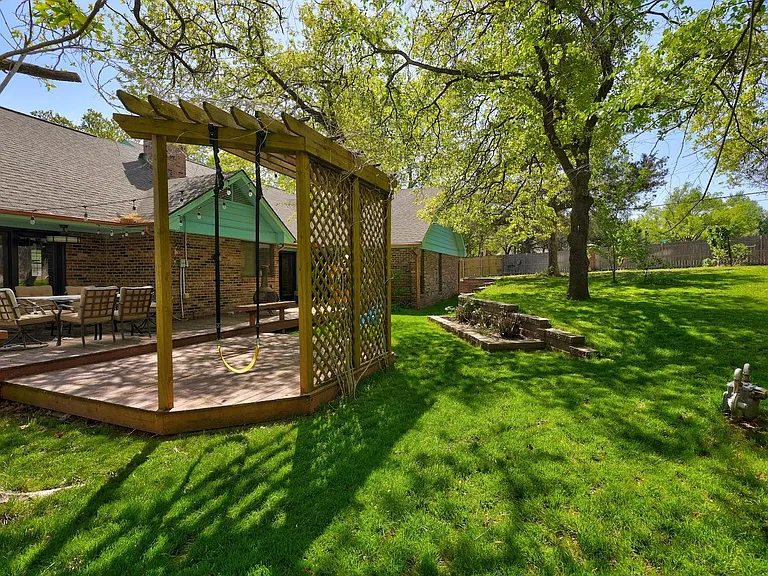 1409 Folkstone Rd — Photo 22