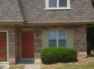 3490 Gatewood Ct #D, Lexington, KY 40517