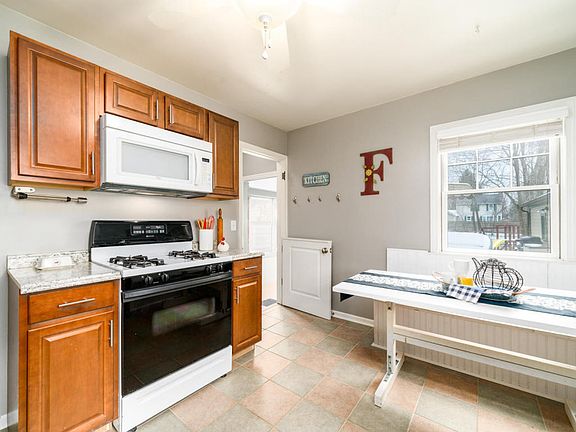 4th image of 1714 Lakeway Ave