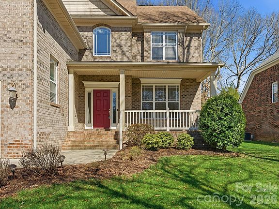 4th image of 227 Edenshire Ct