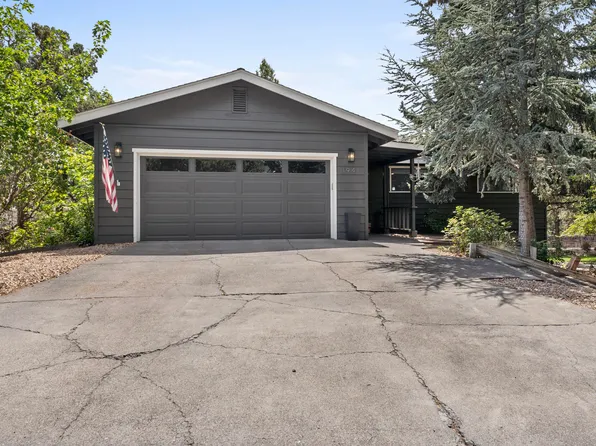 1941 NE Desert Ct, Bend, OR 97701
