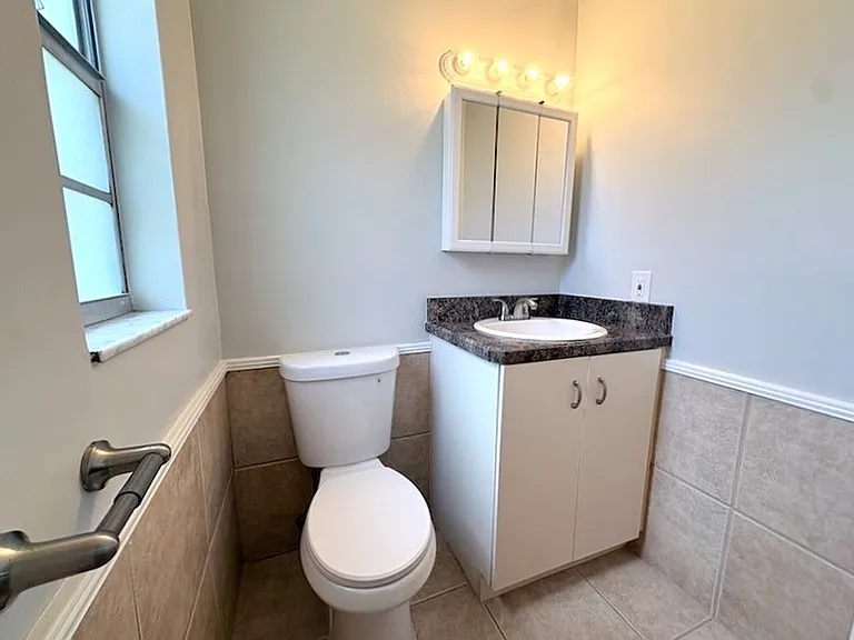 5103 Taylor Ave — Photo 11