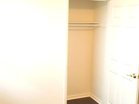 5th image of 1000 W Macqueen Ave