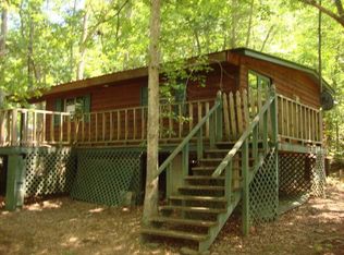 27 Green Oak Rd, Warne, NC 28909