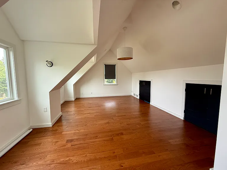 17417 SE 46th Pl — Photo 26
