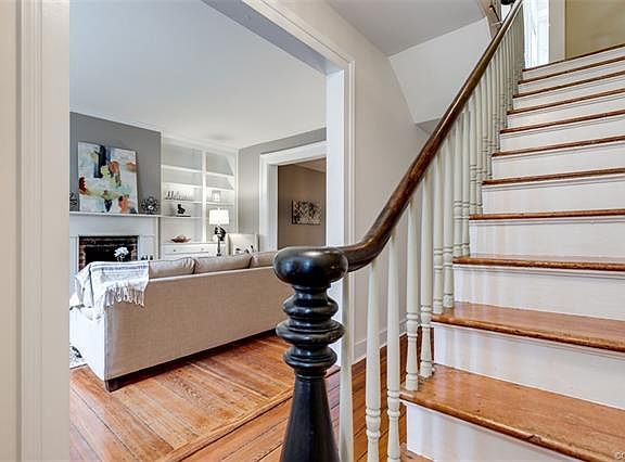 4th image of 701 N 27th St