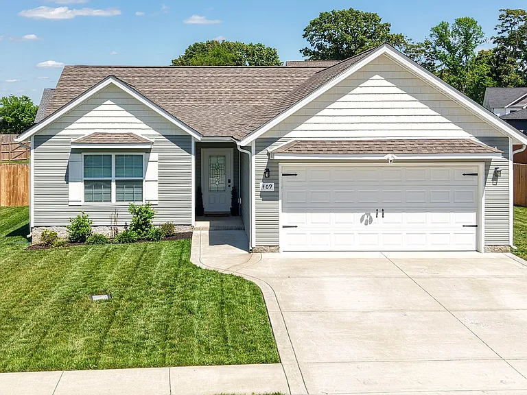 409 Pomeroy Dr — Photo 1