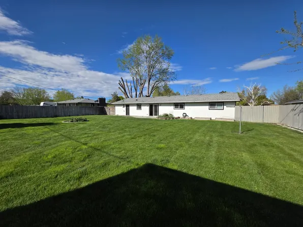 1601 S Yelm St, Kennewick, WA 99337