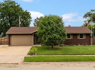 1821 S Marion Ave, Janesville, WI 53546