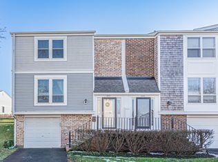 2051 Kettering Rd, Hoffman Estates, IL 60169