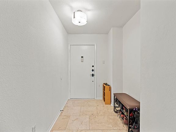 4th image of 7575 Katy Fwy APT 98