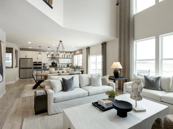 12671 Garden Meadow Ln, Rogers, MN 55374