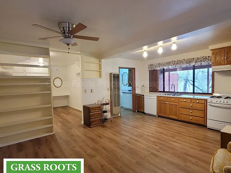 15772 Sunnyvale Ln — Photo 1