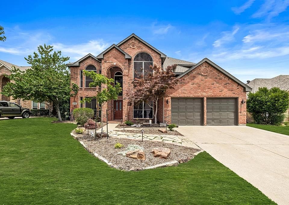1st image of 2228 Golden Arrow Dr