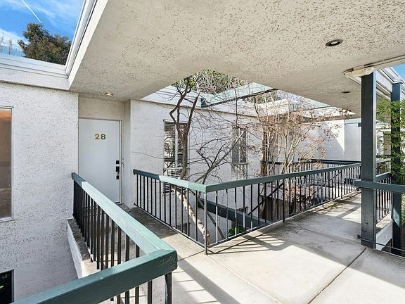 2nd image of 1411 Creekside Dr APT 28