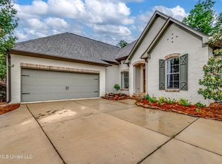 612 Macbeth St, Brandon, MS 39047