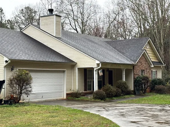 349 Pinewood Cir, Colbert, GA 30628
