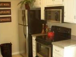 327 Saint Andrews Dr, Dublin, OH 43017