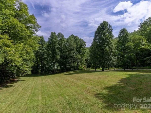 194 Little Cove Rd #5, Sylva, NC 28779