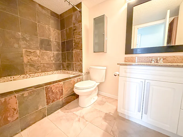 4000 Somervale Ct SW — Photo 17