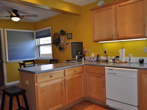 5th image of 1270 N 118th St