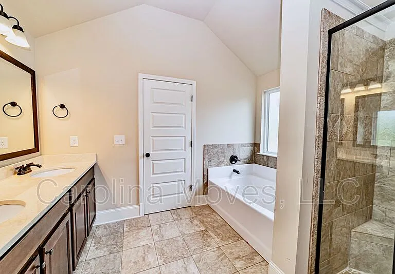 200 Sunnybrook Ln — Photo 21