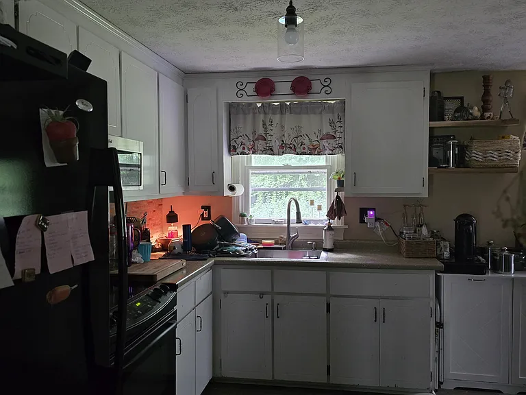 55 Robbie Rd — Photo 5