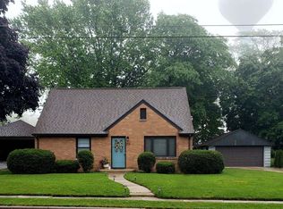 216 S 2nd St, Cedar Grove, WI 53013