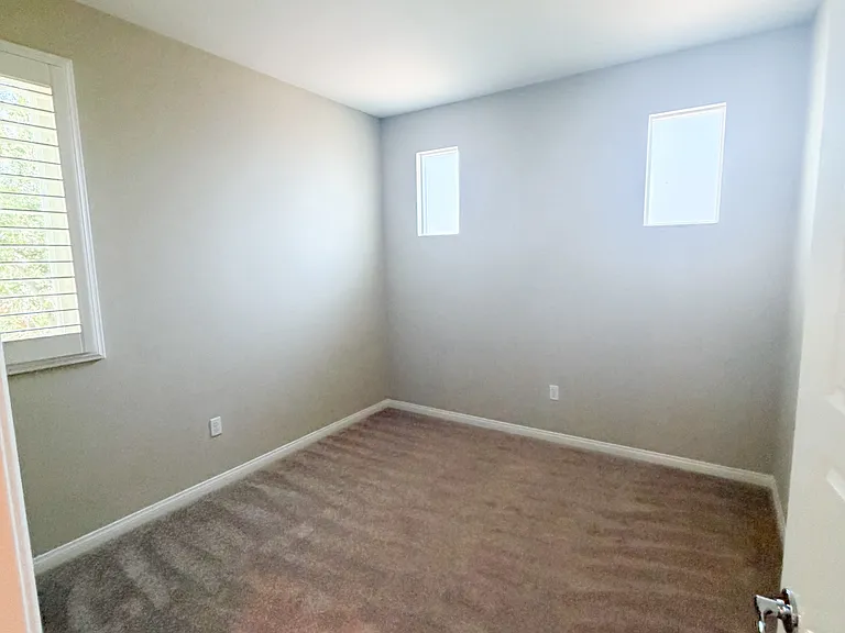 20329 W Paseo Los Arcos — Photo 9