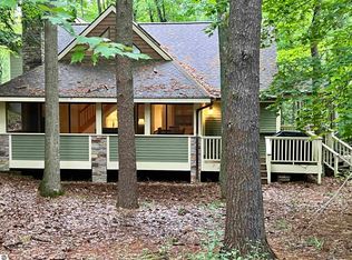 9 Loggers Run, Glen Arbor, MI 49636