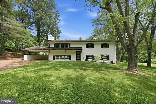 5388 Dumfries Rd Photo 1