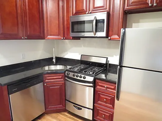 Rented by Capri Jet Realty Corp | media 13