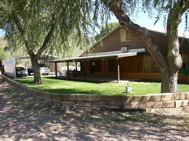 Side patio