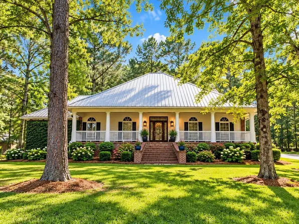 53 Winding Brook Dr, Sumrall, MS 39482
