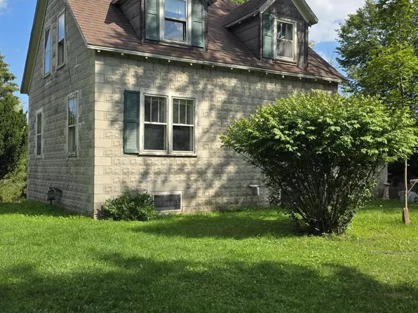 101 Lake STREET, Cascade, WI 53011