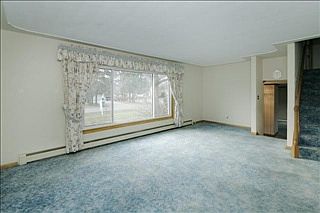 3rd image of 229 Pennbrook Trl
