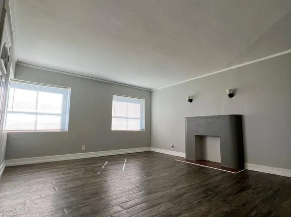 1513 Ocean Dr #6, Corpus Christi, TX 78404