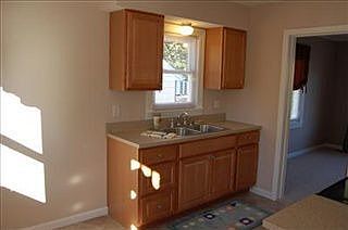 2nd image of 119 Vista Dr